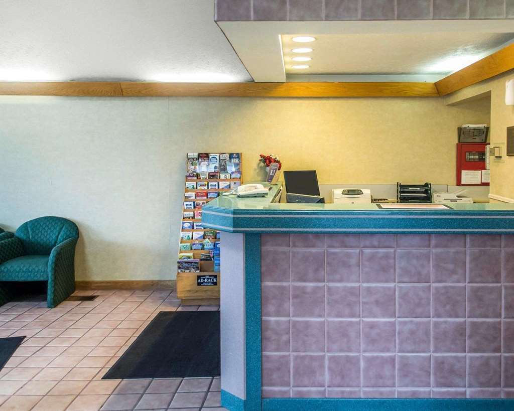 Econo Lodge Cleveland Southeast - Kent Streetsboro Interior photo