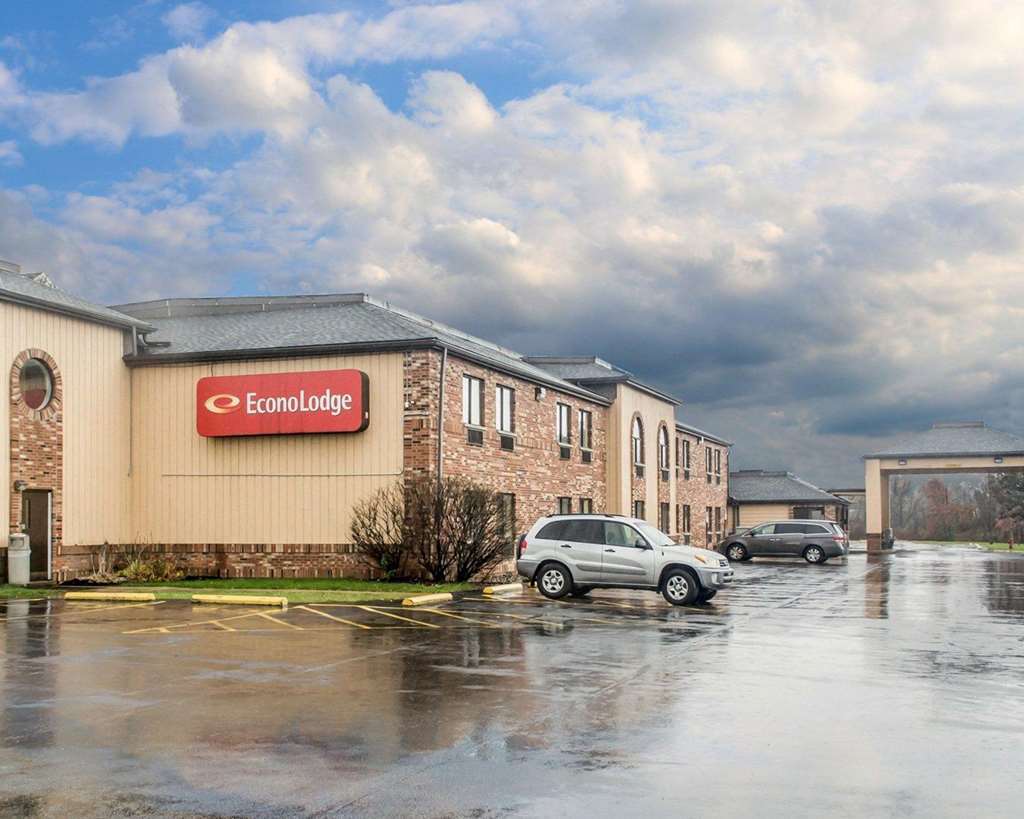 Econo Lodge Cleveland Southeast - Kent Streetsboro Exterior photo